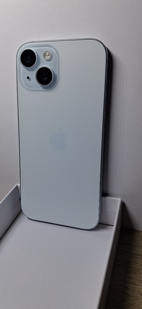 Apple iPhone 15 256GB Χρυσό / Starlight Back